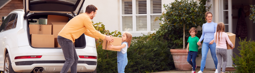 Meta Slider - HTML Overlay - family moving in - personal insurance